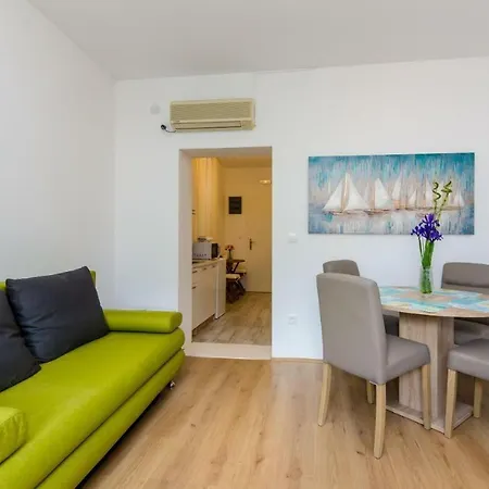 Apartment St Mary - *